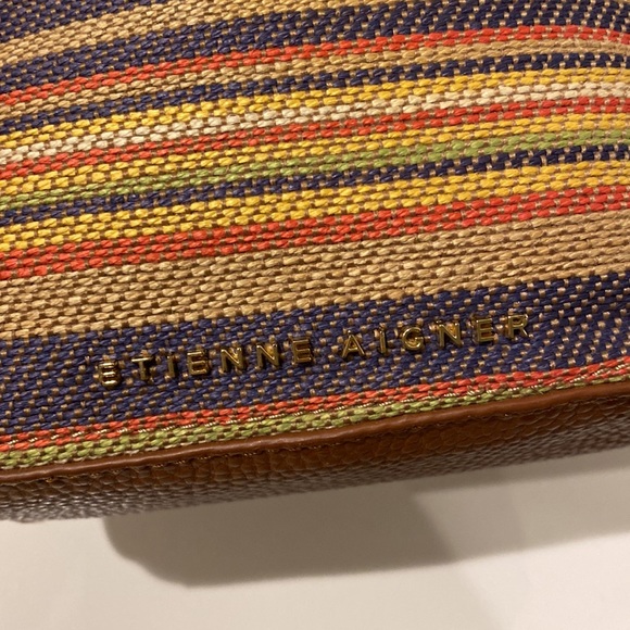 Etienne Aigner crossbody bag - Picture 4 of 5